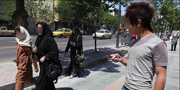 عضو جامعه روحانیت مبارز: دشمن میخواهد مخالفین با موافقین درگیر شوند / اهمیت ندادن به موضوع، وحدت جامعه را حفظ میکند
