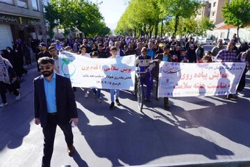 همایش پیاده روی خانوادگی سلامت با شرکت بیش از ۳ هزار نفر برگزار شد