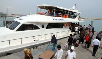 رفت و آمد بیش از ۳هزار فروند شناور در بنادر غرب هرمزگان رفت و آمد بیش از ۳هزار فروند شناور در بنادر غرب هرمزگان