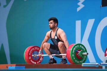 سلطانی قهرمان وزنهبرداری آسیا شد سلطانی قهرمان وزنهبرداری آسیا شد