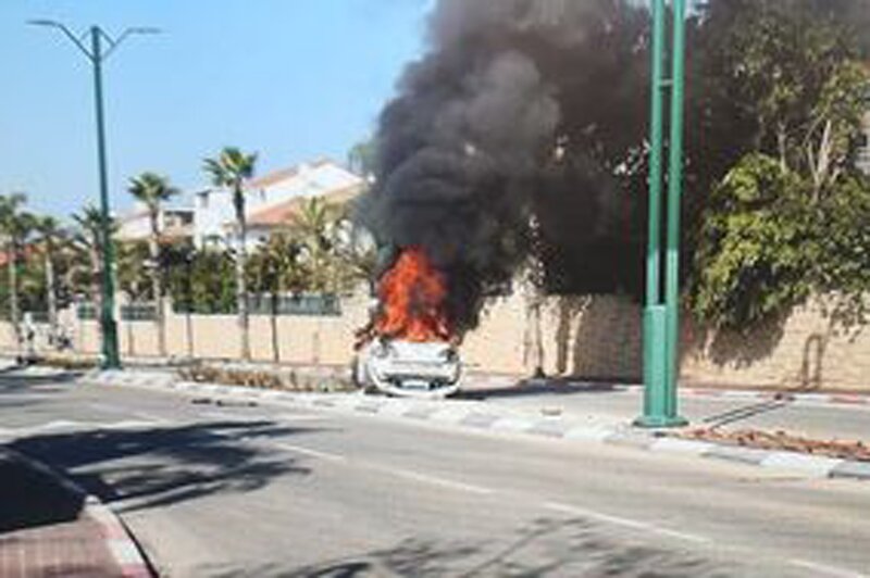 کشف بمب در تل آویو/ زخمی شدن نظامی صهیونیست در الخلیل