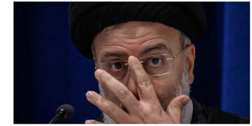 روزنامه دولت: جرم رئیسی بازگرداندن کشور به ریل « پیشرفت و اقتدار» است! 