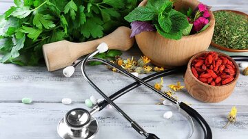آیا طب سنتی سرطان را درمان میکند؟