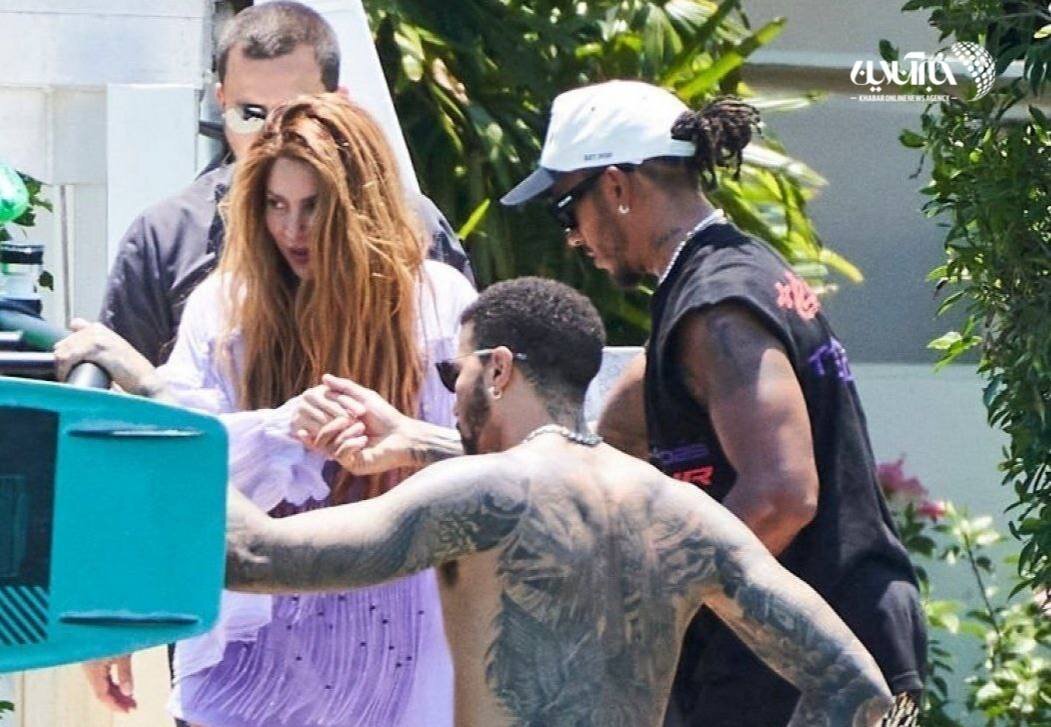 عکس شکار شده از شکیرا در کنار چهره مطرح