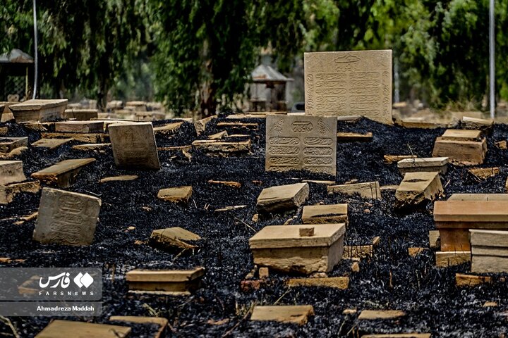 آتش‌سوزی در قبرستان ۱۰۰۰ ساله «دارالسلام»