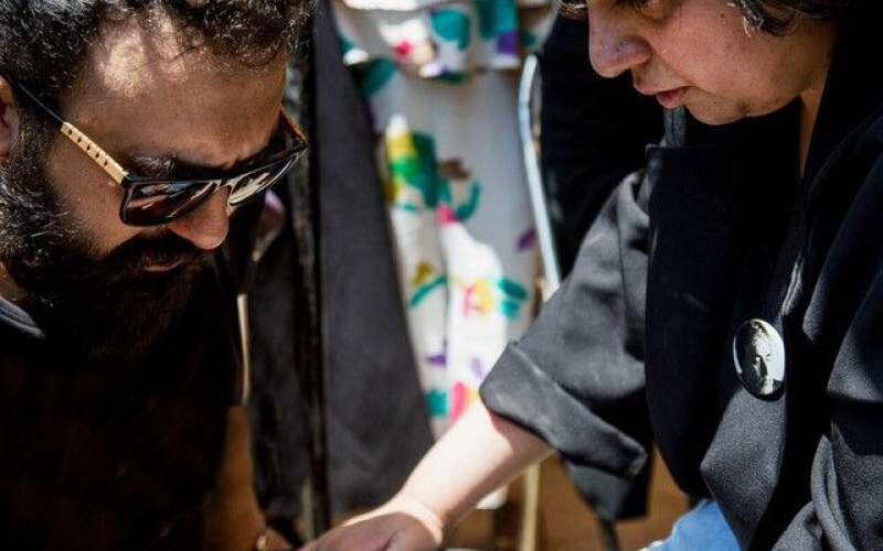 تلخترین عکس از مراسم خاکسپاری آقای خواننده/ عکس