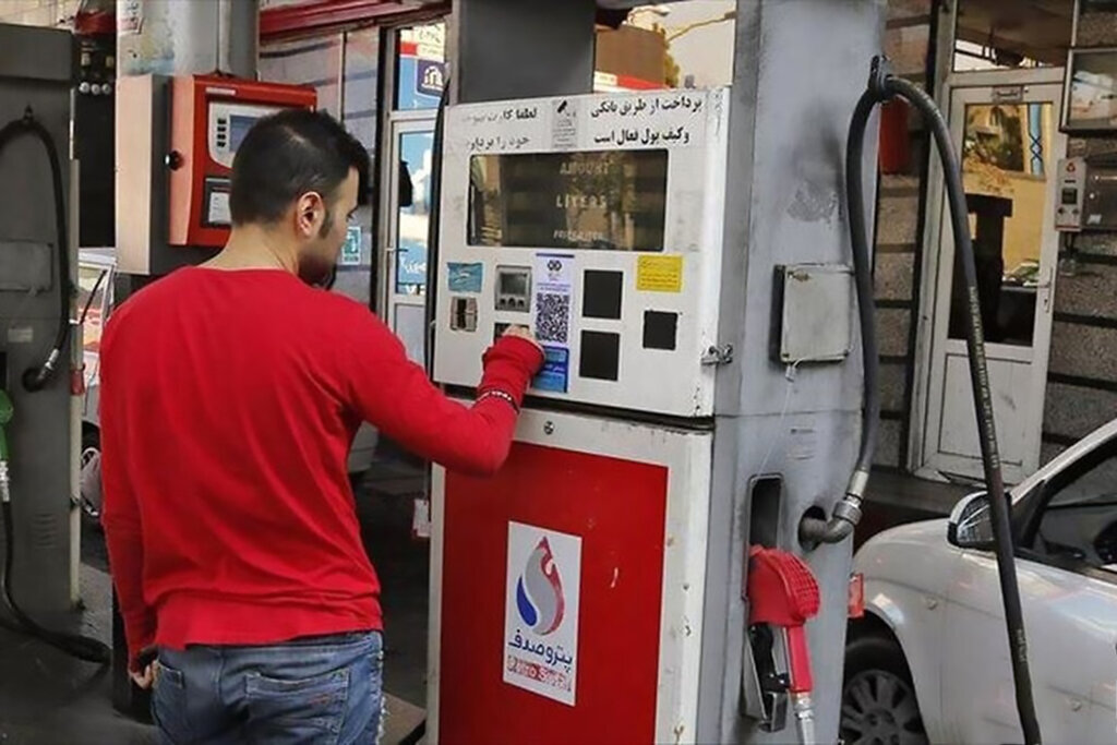 - دارندگان کارت سوخت حتما بخوانند/ خبر جدید رسانه دولت درباره سهمیه بنزین خودروها