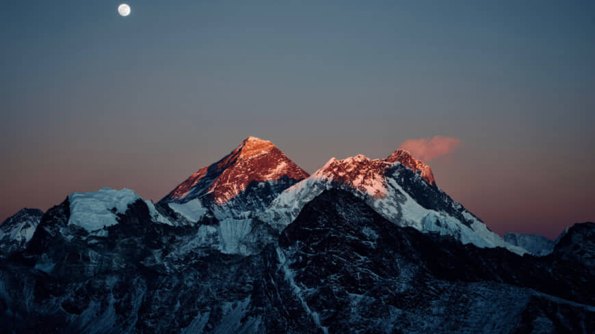 عکس | رازگشایی از صداهای مخوف اورست در شب!