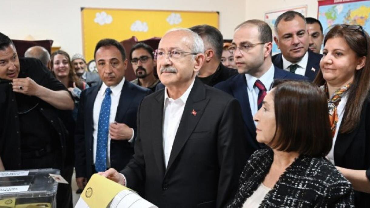 اردوغان و قلیچدار اوغلو آرای خود را به صندوق انداختند/عکس