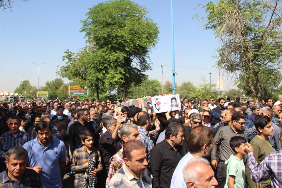 مراسم تشییع پیکر دو شهید تازه تفحص شده دزفول برگزار شد