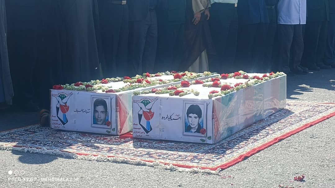 مراسم تشییع پیکر دو شهید تازه تفحص شده دزفول برگزار شد