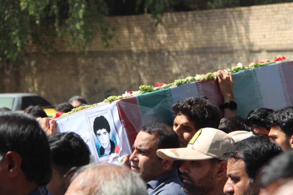 مراسم تشییع پیکر دو شهید تازه تفحص شده دزفول برگزار شد