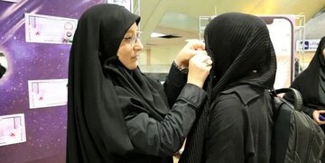 همشهری: دولت، لایحه حجاب را پس بگیرد / مردم و ماموران، دیگر نمی‌توانند با بی‌حجاب‌ها برخورد کنند