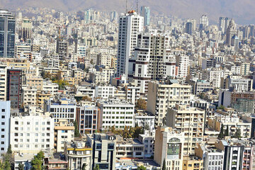 یک آپارتمان نوساز در شمال تهران را با ۲۰ آپارتمان تاخت بزنید
