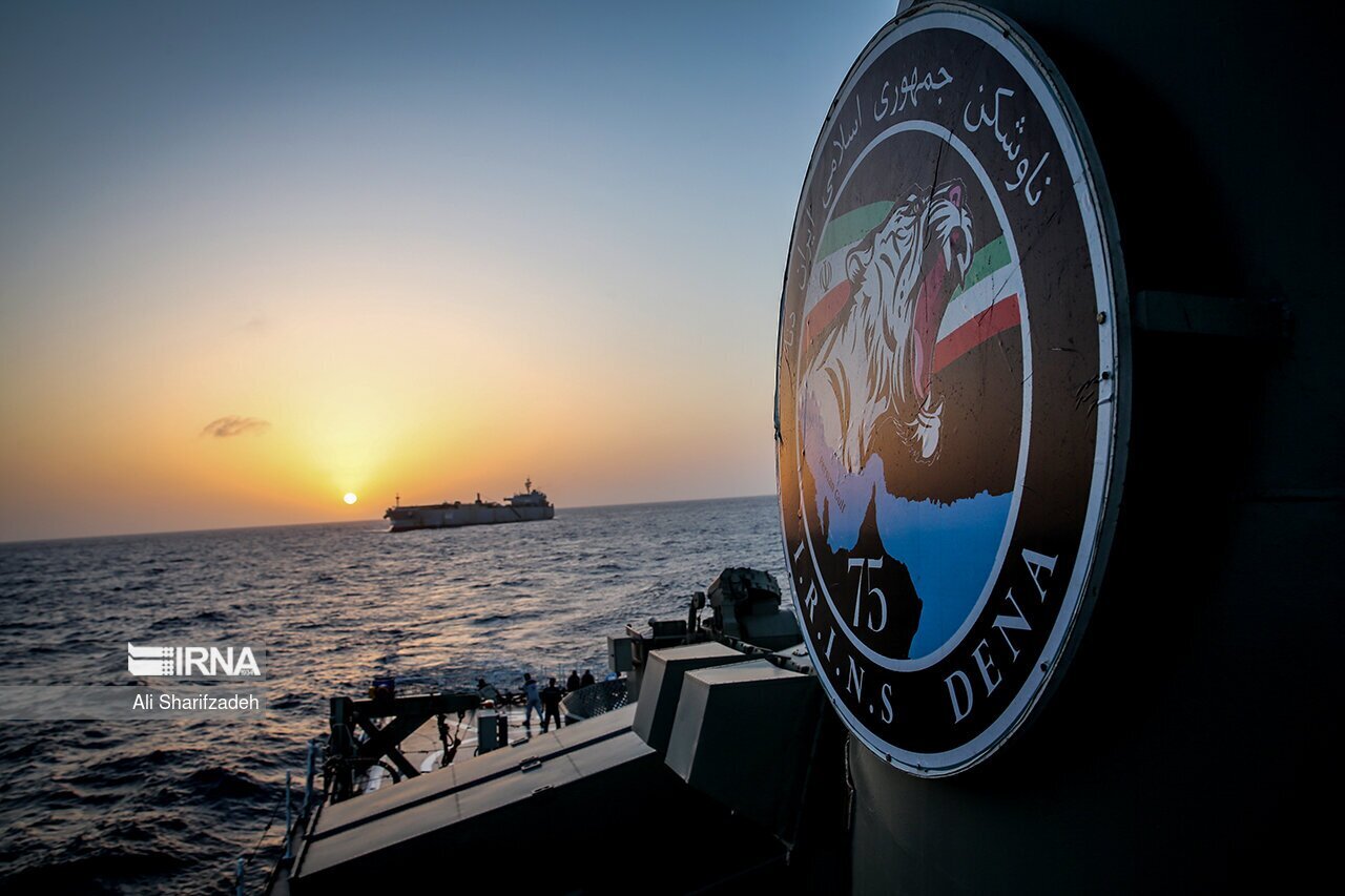 پایان «سفر به دور دنیا»، بازگشت به وطن /  ورود «ناوگروه ۸۶» ارتش به خلیج‌فارس + عکس‌ها