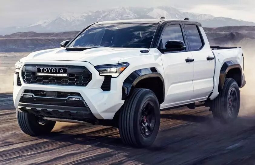 پوستاندازی برادر بزرگتر هایلوکس/ عکس