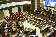 ببینید | کتک‌کاری بی‌رحمانه نمایندگان پارلمان اقلیم کردستان عراق وسط جلسه!