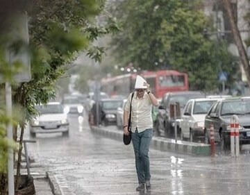 رگبار باران و رعد و برق در این استان ها / افزایش دمای هوا در آخر هفته