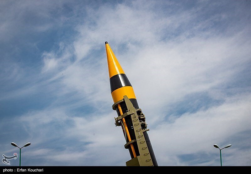 موشک راهبردی خرمشهر ۴ رونمایی شد + ویژگی های فنی و عکسها