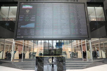 علت ریزش بورس در معاملات روز شنبه چه بود؟ علت ریزش بورس در معاملات روز شنبه چه بود؟