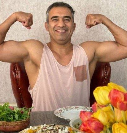 عکس ماهیچه های باورنکردنی احمدرضا عابدزاده در 57 سالگی