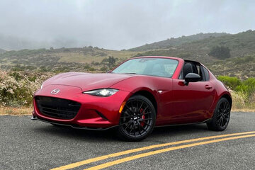 عکس | جولان مدل مزدا MX-5 در خیابان‌های تهران!