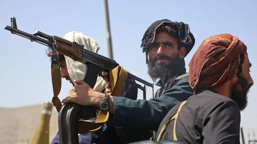 ببینید | تصاویری از آغاز درگیری مرزبانان ایران با طالبان