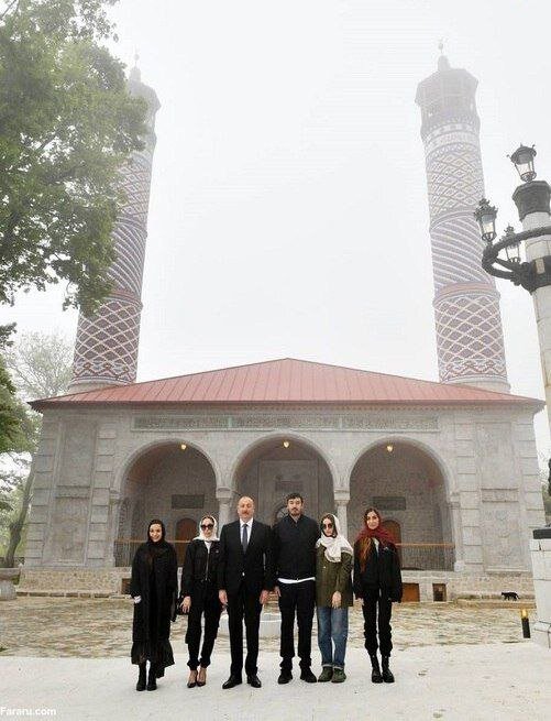 عکس | حجاب همسر و دختران علیاف در افتتاح مسجد تاریخی شوشا