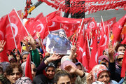 ببینید | ویدیویی جدید از شادی طرفداران اردوغان در میدان تکسیم