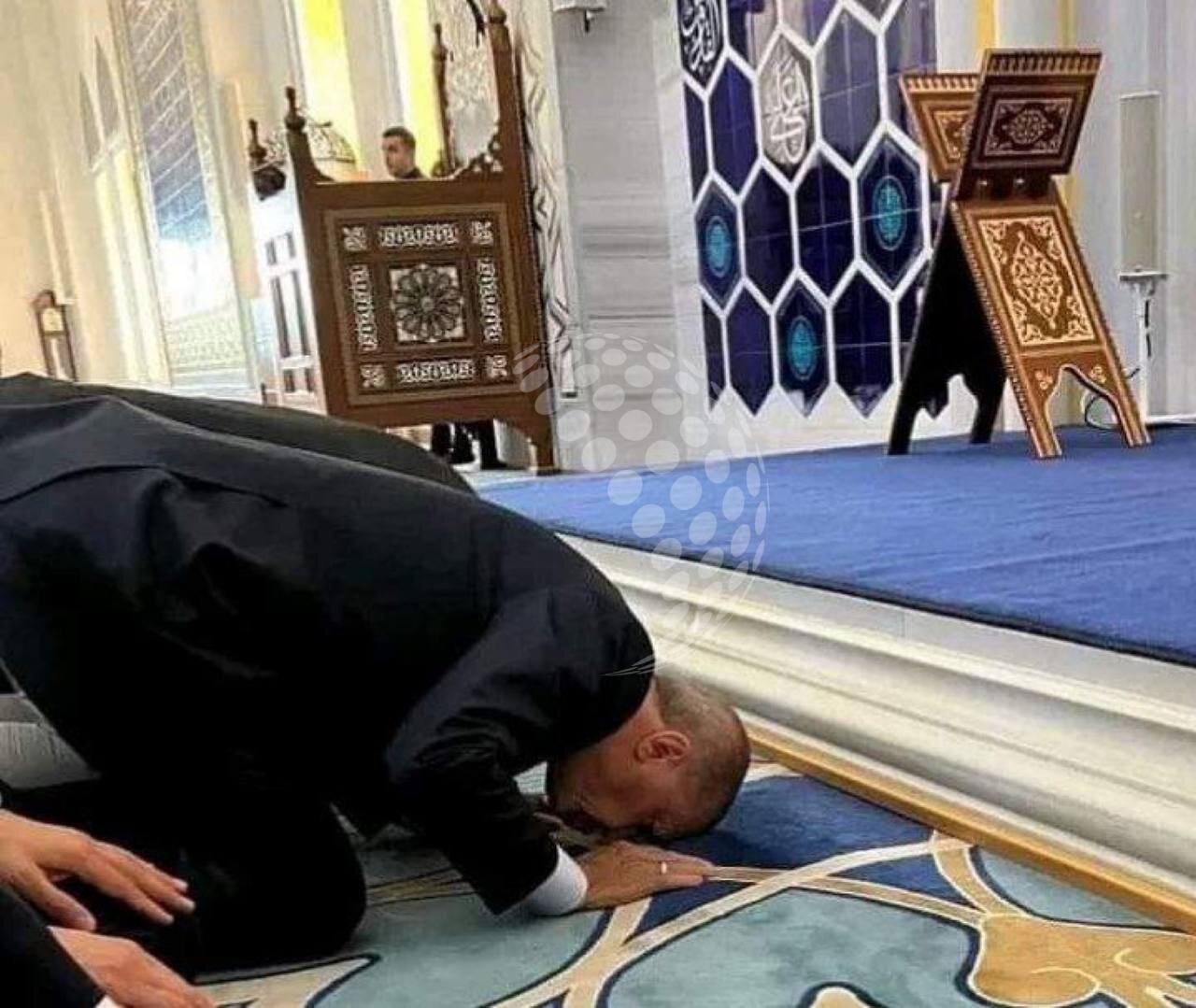 عکس | سجده شکر اردوغان پس از پیروزی در انتخابات ریاست جمهوری