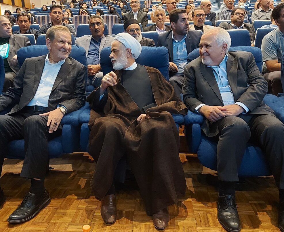 ظریف و جهانگیری در مراسم سالگرد درگذشت دعایی + عکس