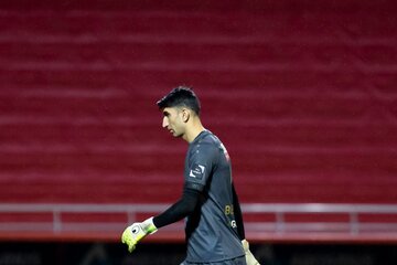 درخواست عجیب بیرانوند از هواداران استقلال قبل از بازی درخواست عجیب بیرانوند از هواداران استقلال قبل از بازی