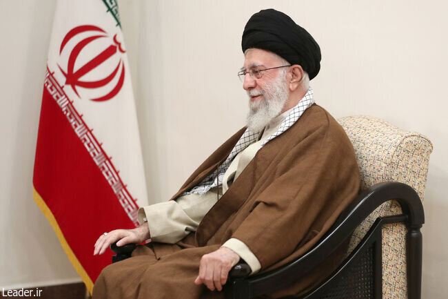 رهبر انقلاب :ایران و ترکمنستان خویشاوند و دارای اشتراکات فرهنگی بسیار هستند