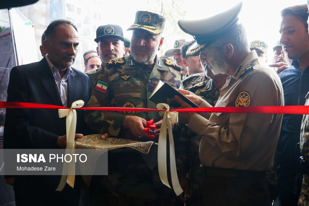 افتتاح خانههای سازمانی ارتش با حضور فرمانده کل ارتش + عکس