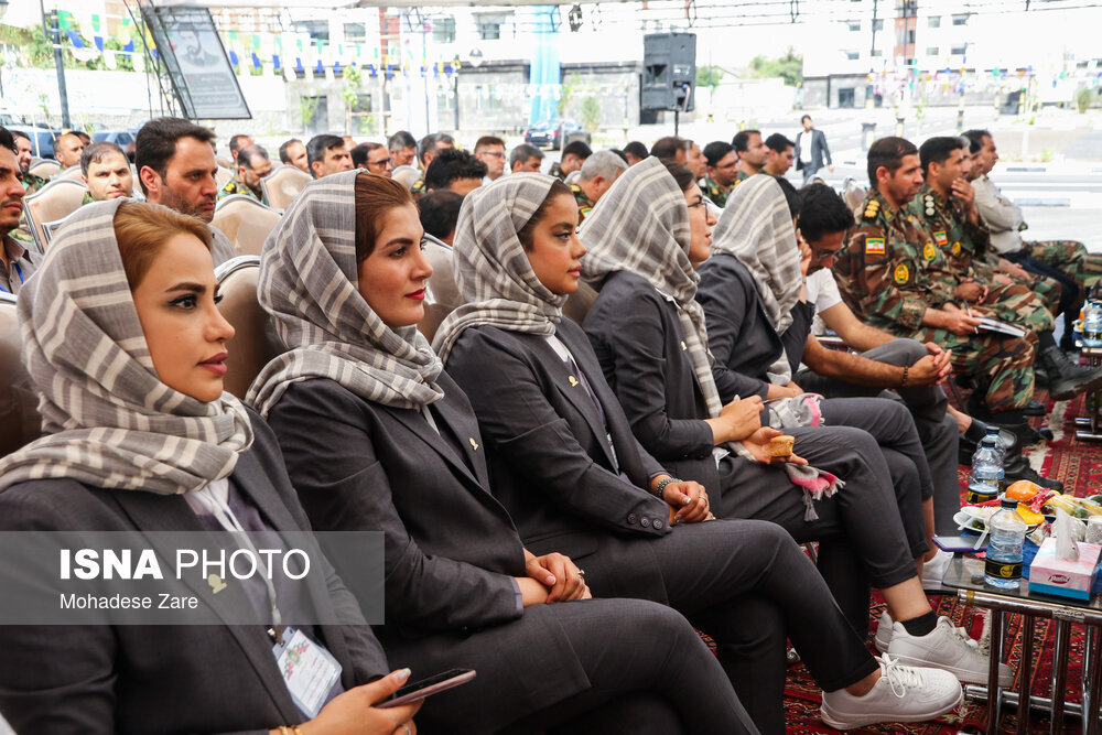 افتتاح خانههای سازمانی ارتش با حضور فرمانده کل ارتش + عکس