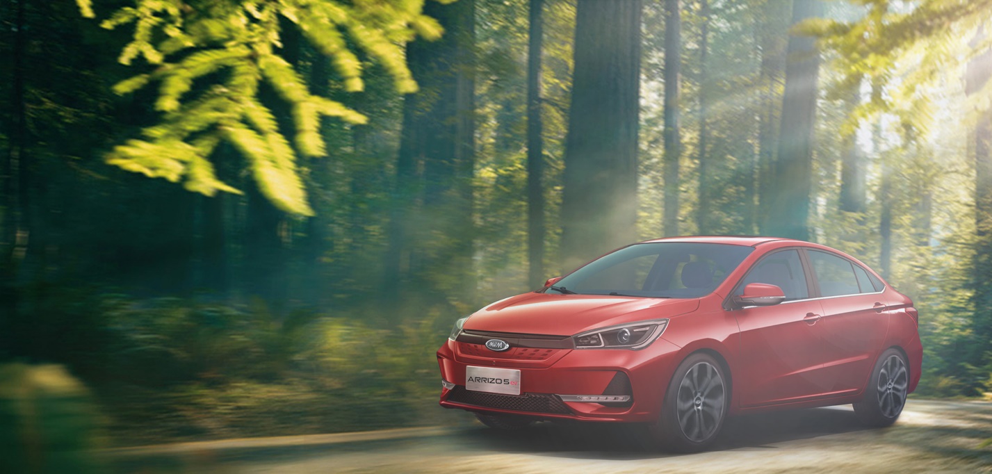 آریزو 5 EV اولین خودرو برقی با پلاک ملی؛ مدیران خودرو در مسیر انرژیهای سبز