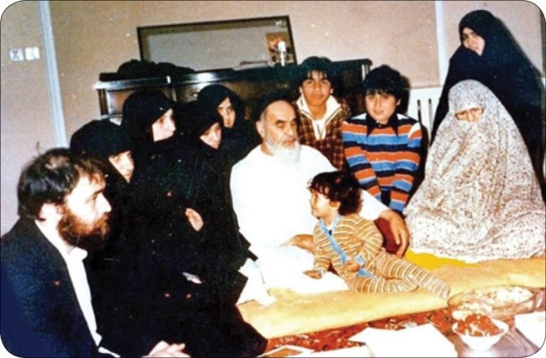 تصدقت شوم؛ الهی قربانت بروم، فدایت شوم: مروری بر پنج نامه امام به همسرش