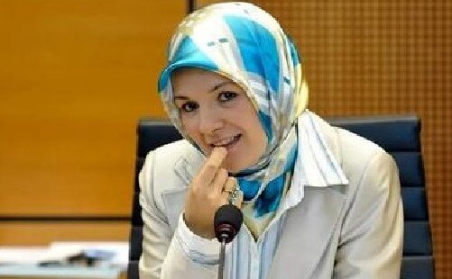 «تنها زن کابینه اردوغان»، محجبه محبوب رسانه‌های رسمی ایران  / کارنامه «ماهی‌نور» + تصاویر