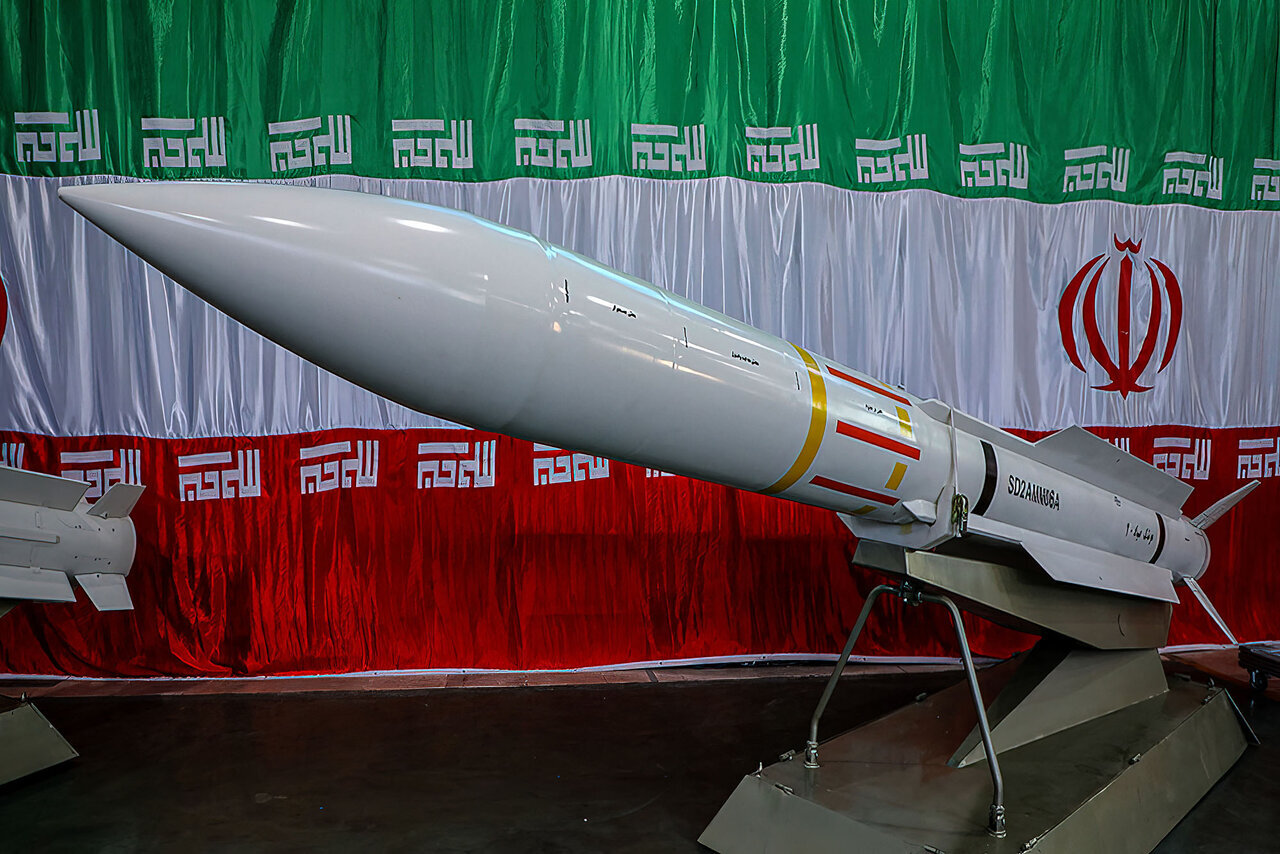 اولین تصاویر «نمای نزدیک» از موشک هایپرسونیک ایرانی / هدف سپاه: بستن دکان فروش سلاح آمریکا