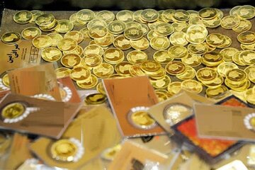 پیش‌بینی قیمت طلا و سکه 28 فروردین 1403/ التهاب بازار طلا با حمایت دلار کاهش یافت