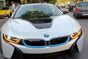 ببینید | جولان گران‌ترین BMW با روکش طلایی در خیابان‌های تهران با پلاک ملی