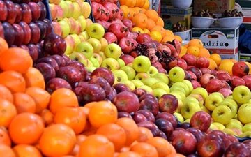 قیمت پایین میوه نسبت به پاییز پارسال / میوه‌فروش‌ها: تقاضا کم است
