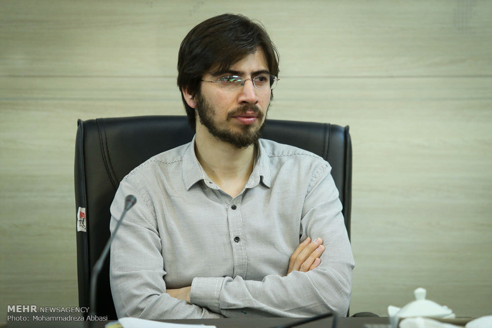 توانستیم همخوانی دخترها را با حفظ محدودیتها داشته باشیم/ بچهها با دمپایی و لباسهای نامرتب هم حق دیده شدن دارند/