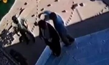 روایت فرمانداری مشهد از حمله به امام جماعت یک مسجد با «تیغ موکت‌بری»
