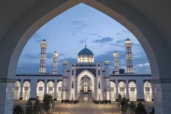 افتتاح زیباترین و بزرگترین مسجد آسیای میانه در تاجیکستان/عکس