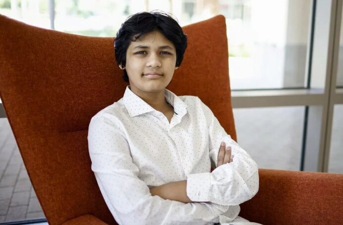 نابغه ۱۴ ساله مهندس اینترنت ماهوارهای استارلینک شد/ عکس