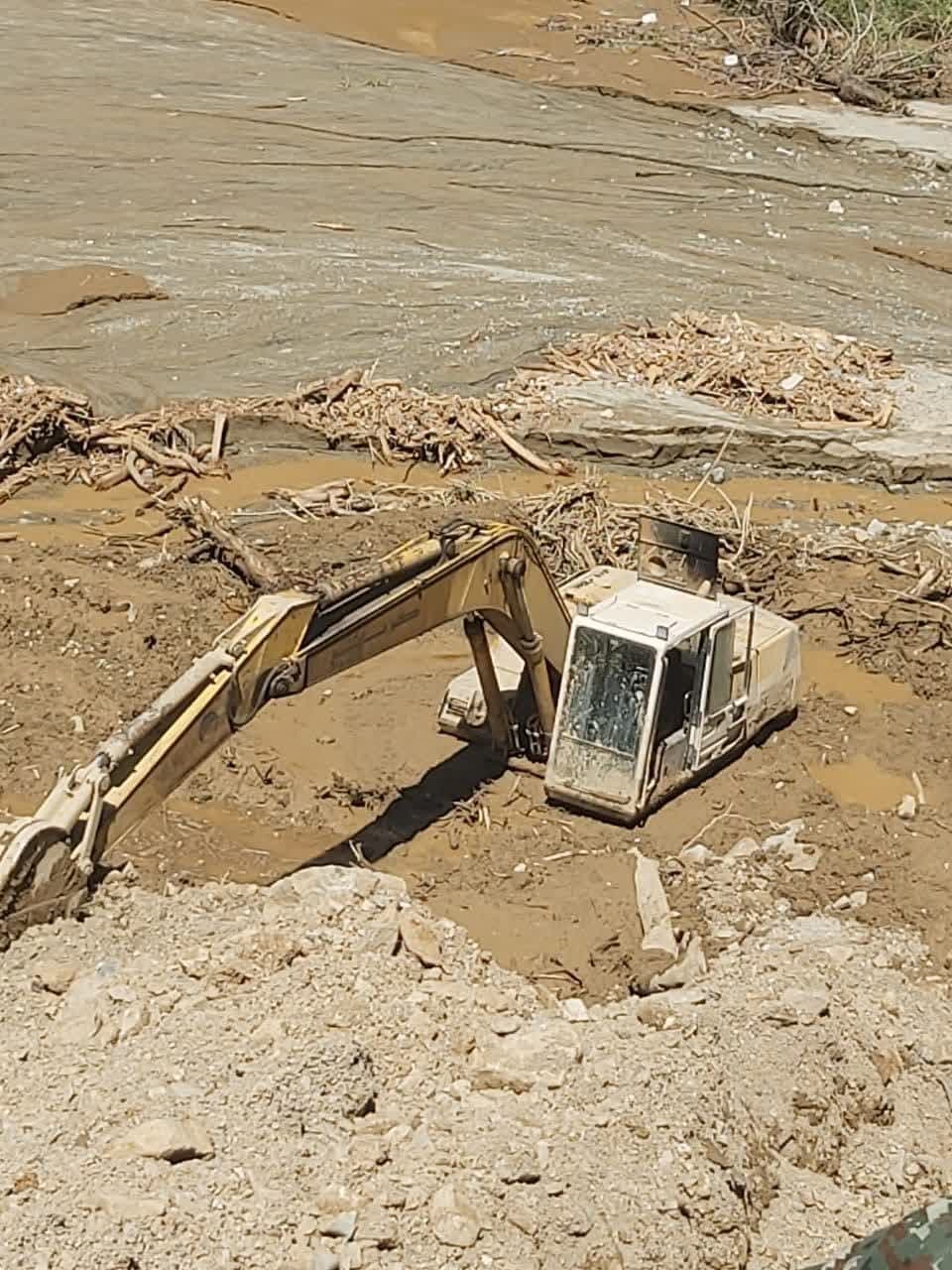 گزارش تصویری_ جاده چالوس بعد سیل و بازدید محرابیان وزیر نیرو و عبداللهی استاندار البرز