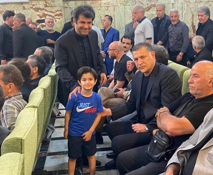 عکس | پاسخ مثبت علی دایی به درخواست پسر آبیپوش