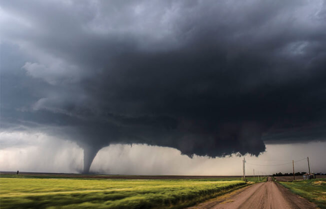 پرواز کودکی در گردباد؛ گردبادها میتوانند بوئینگ 747 را گیر اندازند؟