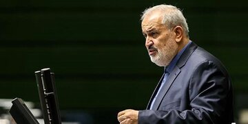 خبر مهم وزیر صنعت درباره قیمت خودرو / علیآبادی: برای خرید خودرو صبر کنید